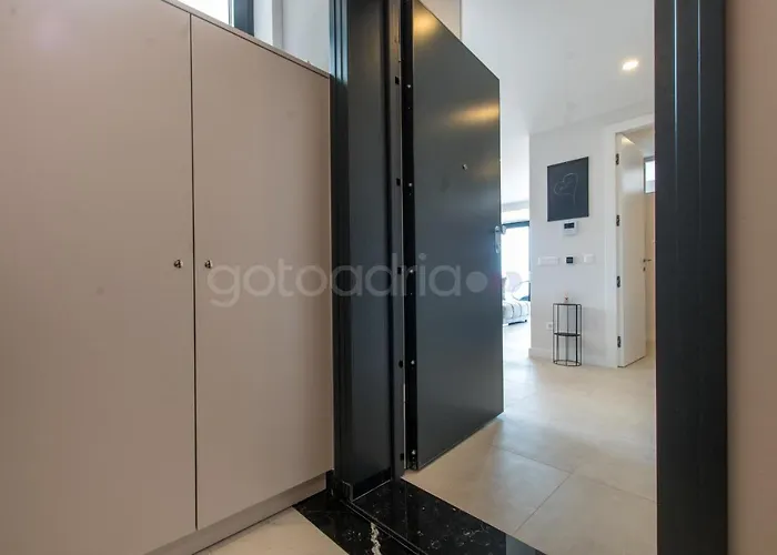 Mauro - Luxury Seaview Makarska