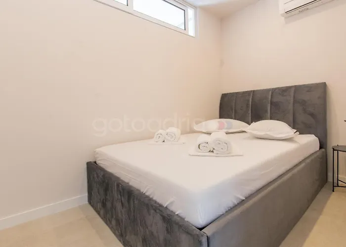 Mauro - Luxury Seaview Apartman *