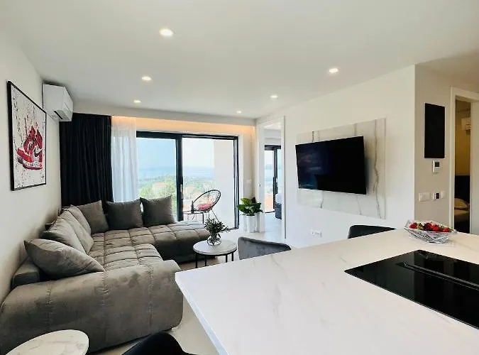 Mauro - Luxury Seaview * Makarska